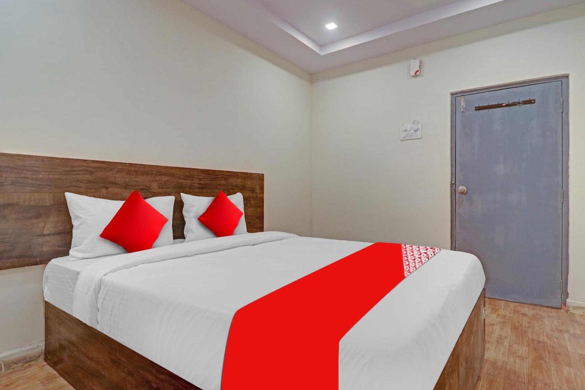 Hotel O R Square Bn Reddy Sururnagar Exterior foto